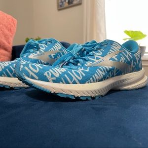 Brooks Women’s Launch 7 Running on Hope/Brave Like Gabe